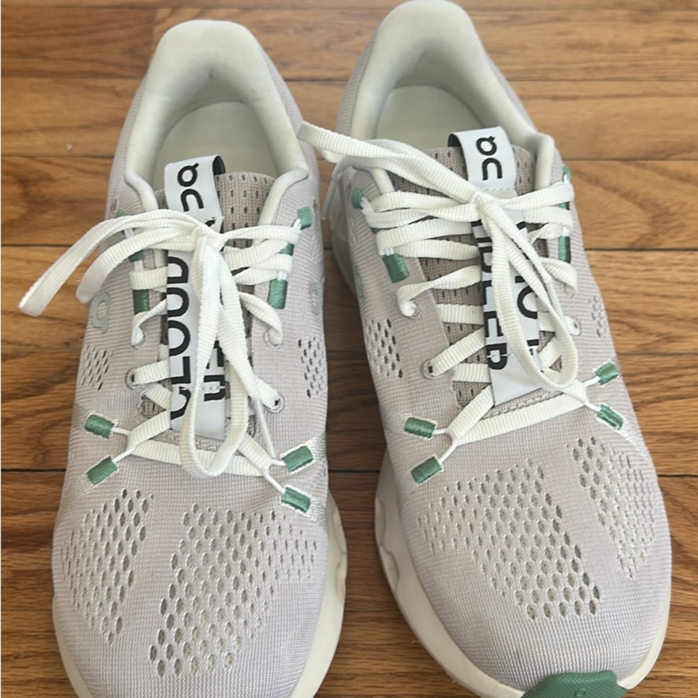 On Running Gray and Green Sneakers Lightweight Performance